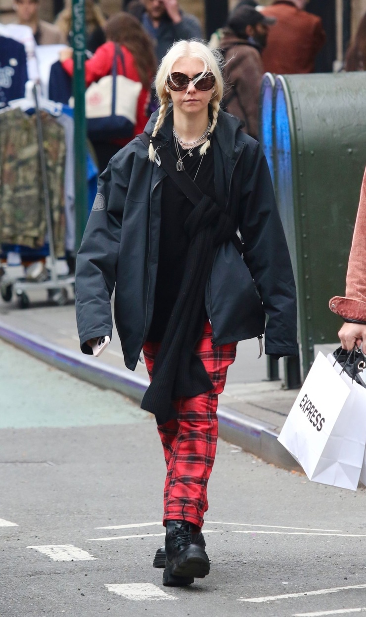 Taylor Momsen