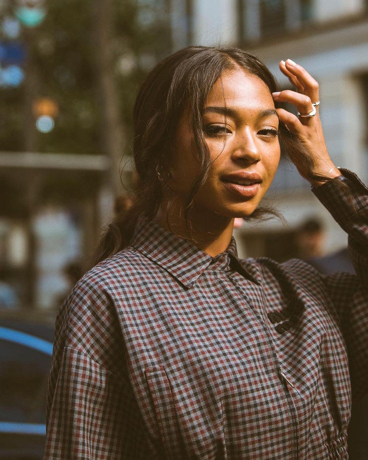 Picture of Manon Bresch