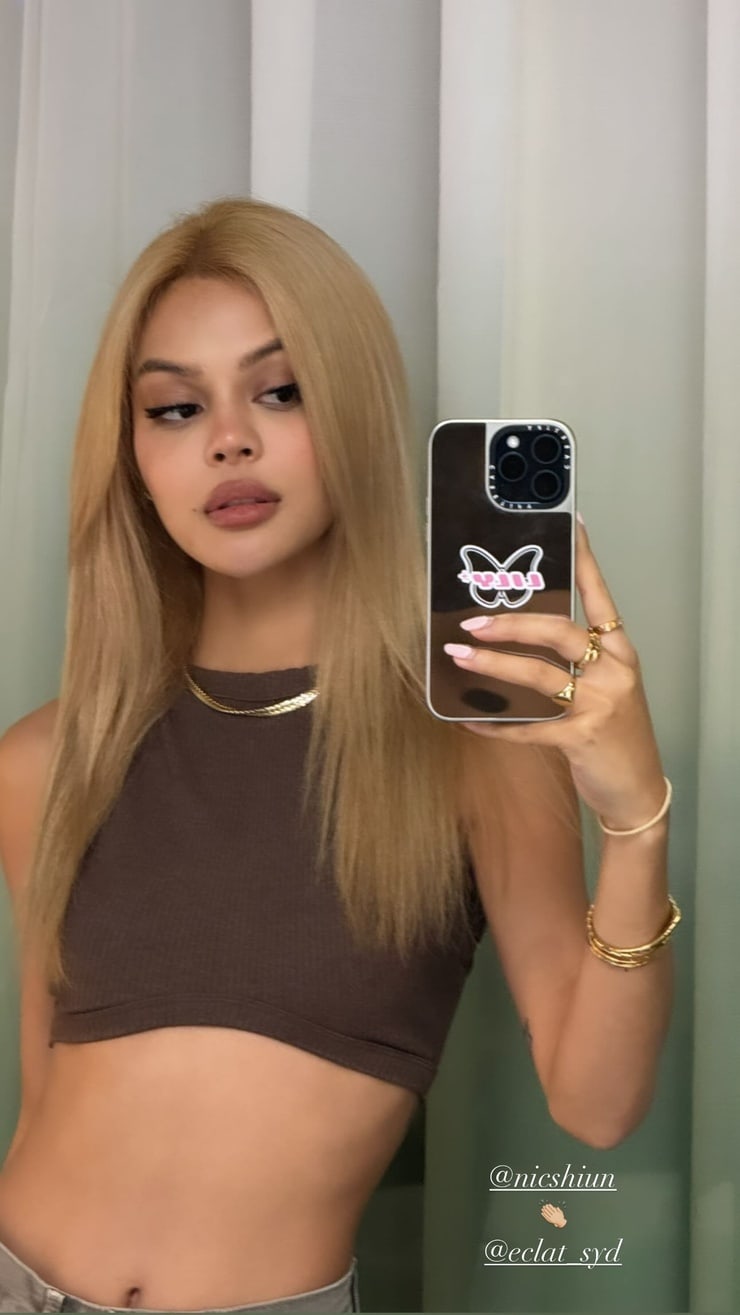 Lily Maymac