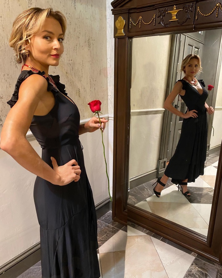 Picture of Angelique Boyer