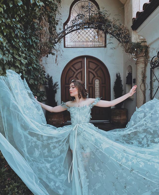 Emmy Perry