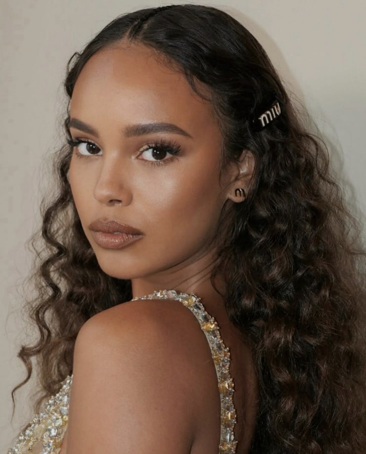 Alisha Boe