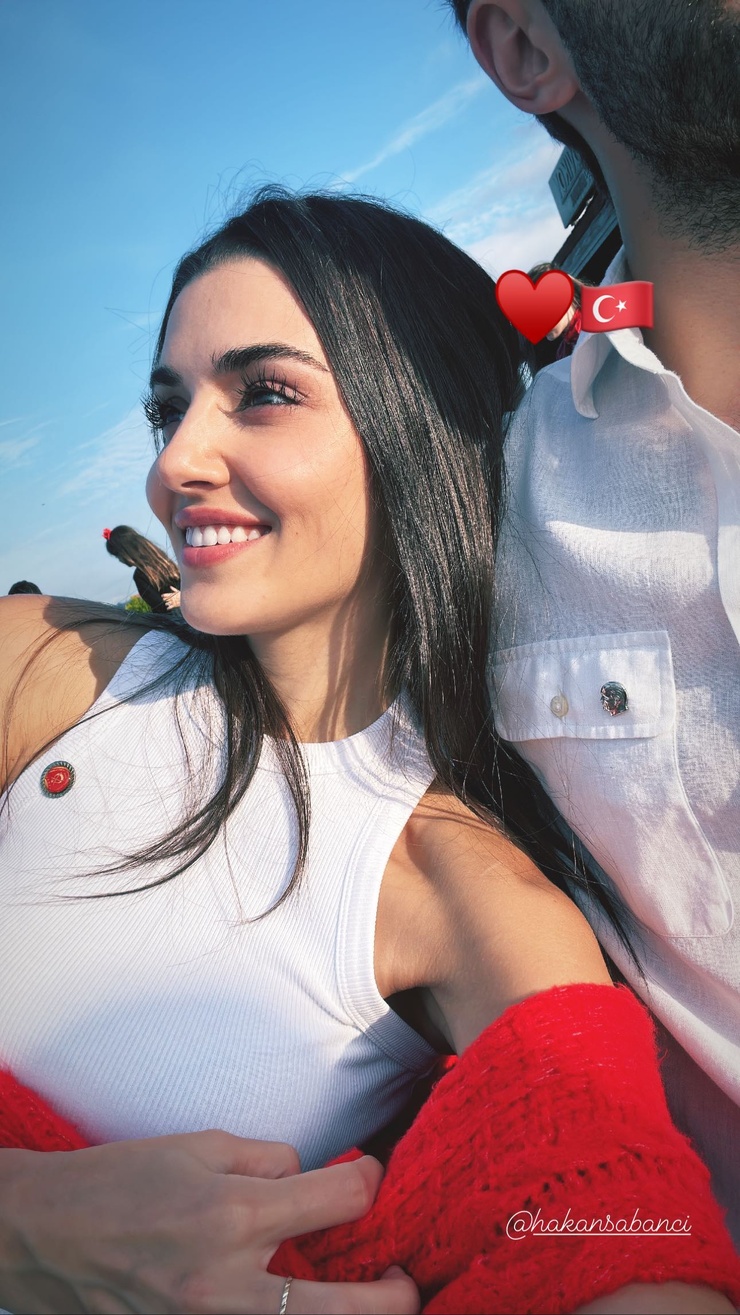 Hande Erçel Hande Erçel