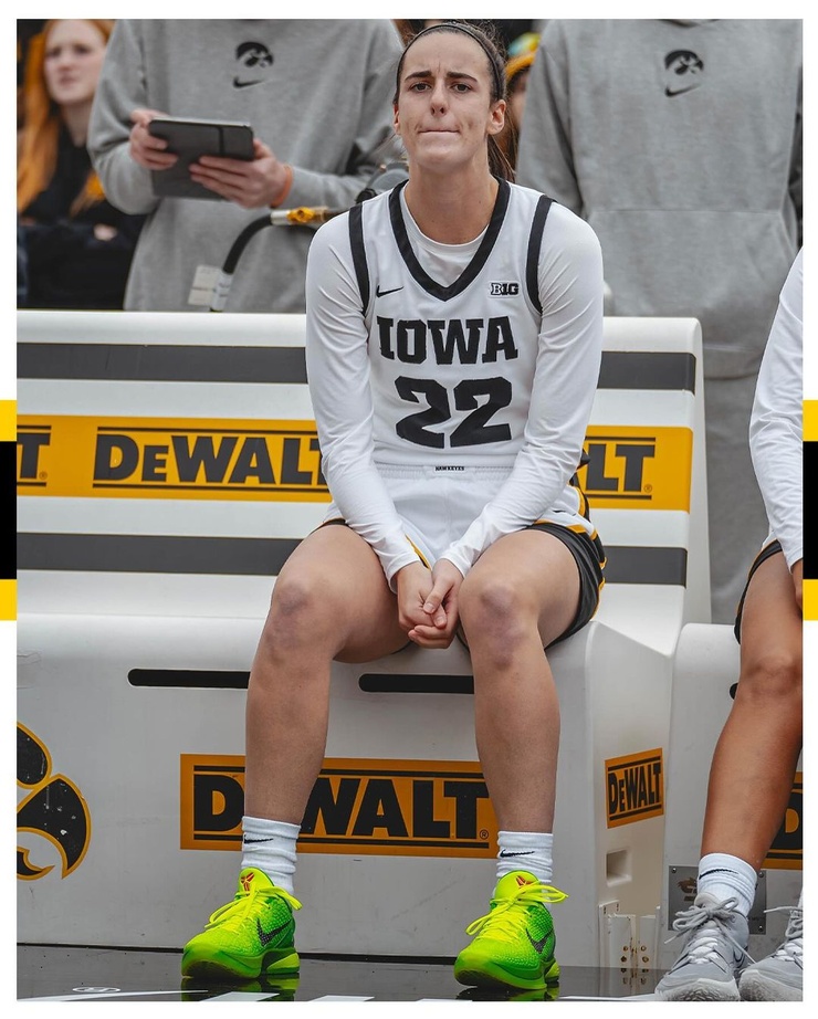 Caitlin Clark (ii)