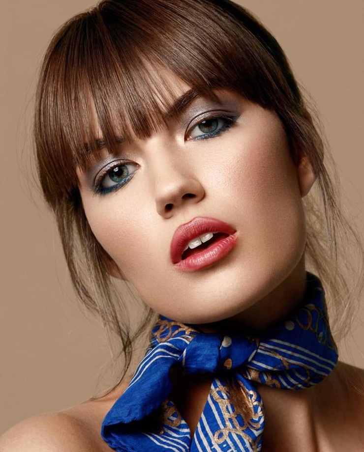Bella Davison
