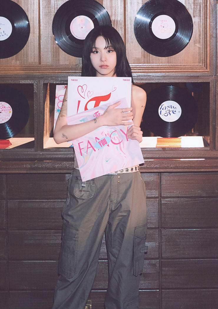 Son Chae Young