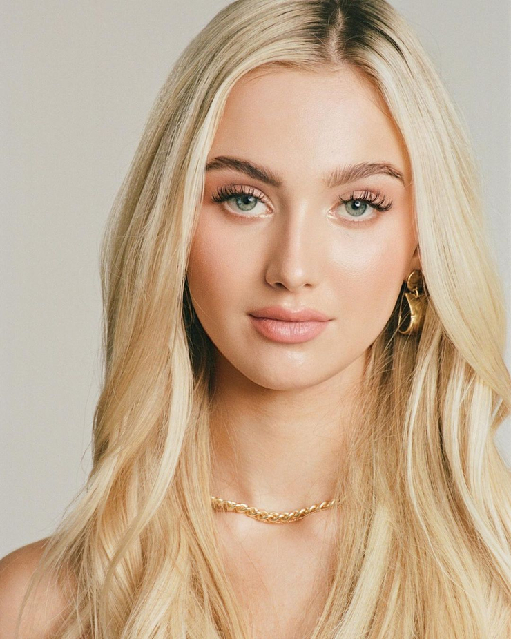 Scarlett Barnett