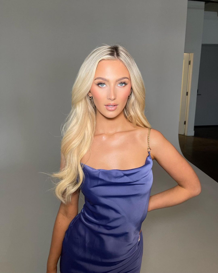 Scarlett Barnett
