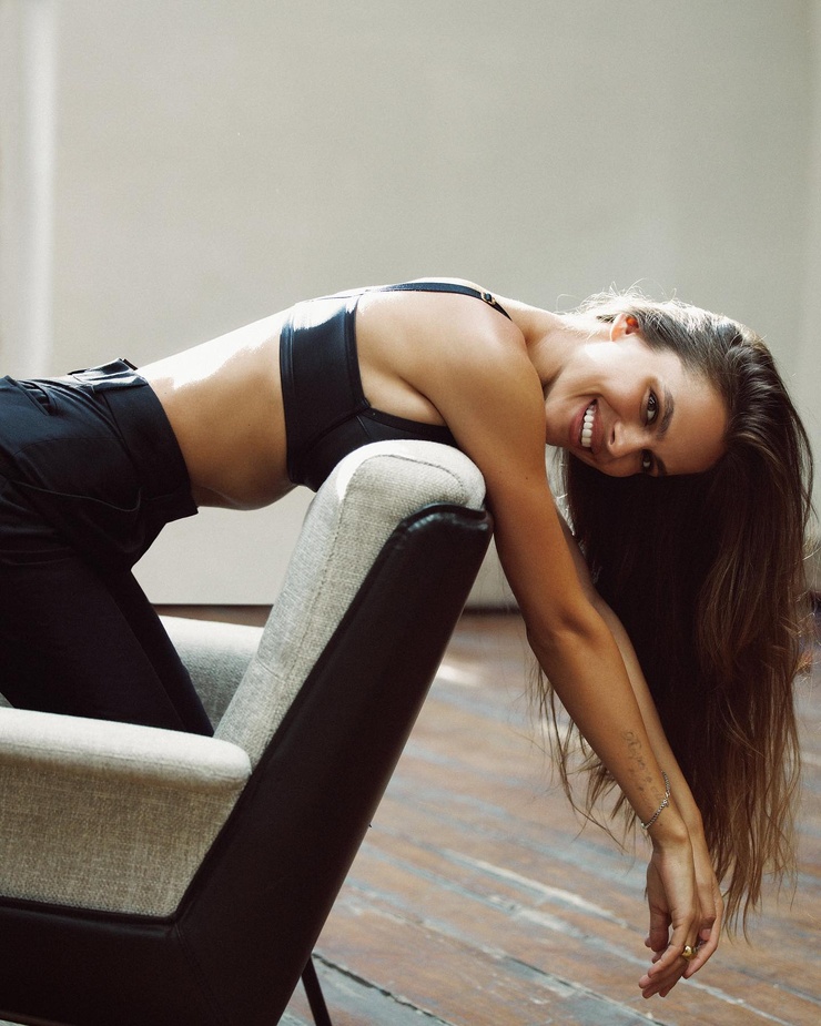 Viki Odintcova Viki Odintcova