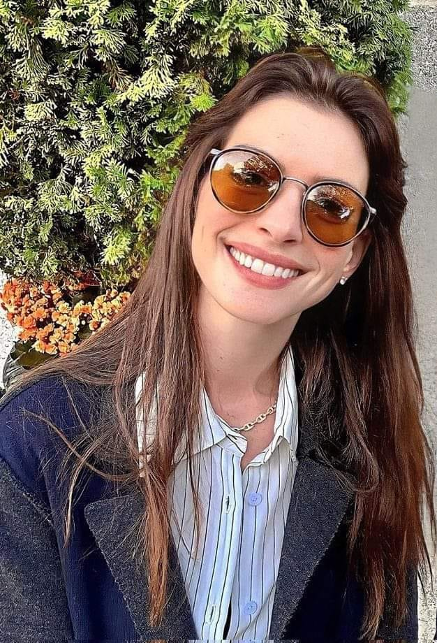 Anne Hathaway