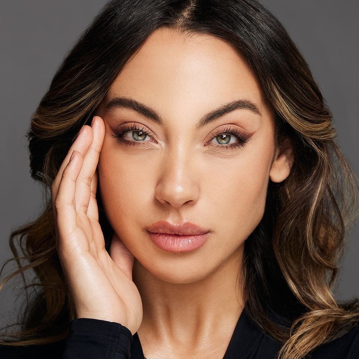 KELSEY MUNRO