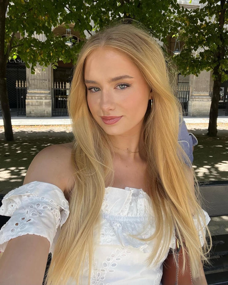 Emma Woe