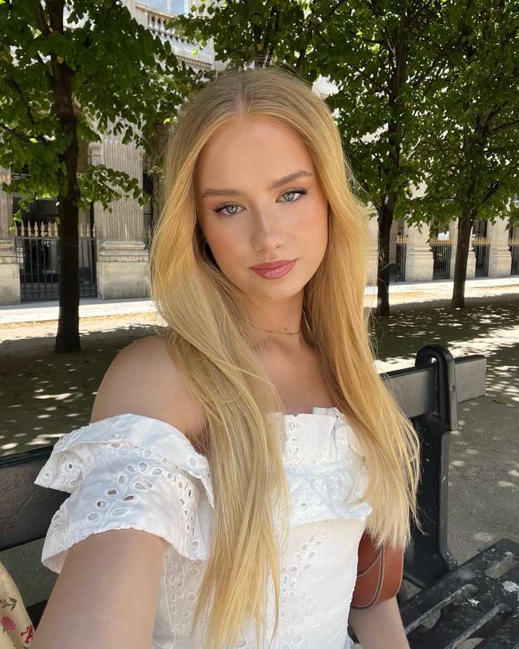 Emma Woe