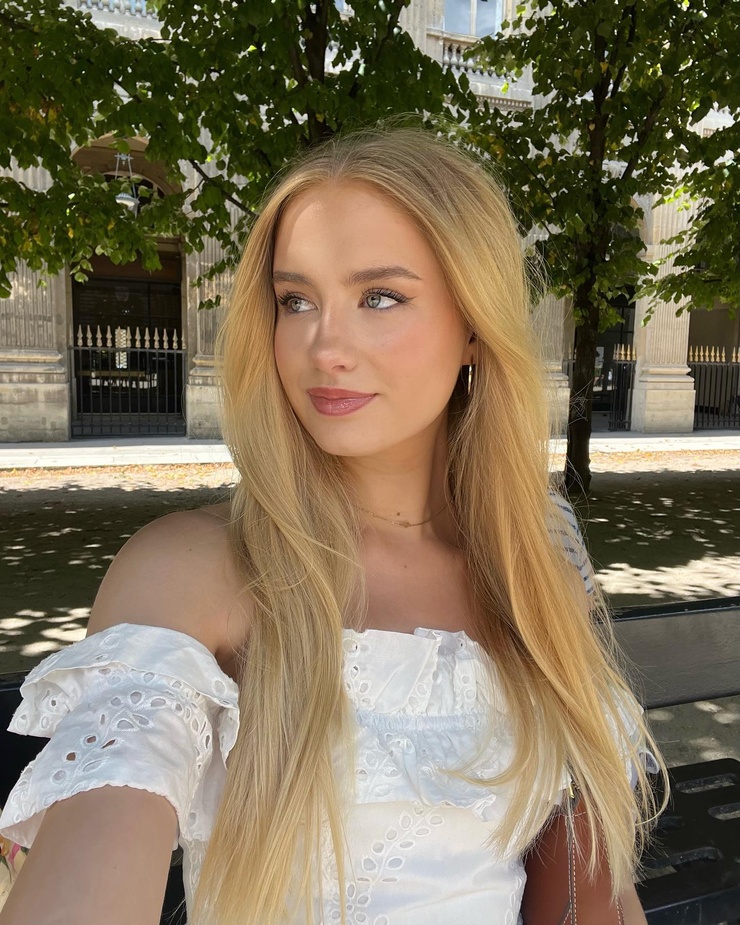 Emma Woe