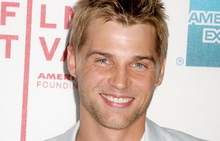 Mike Vogel