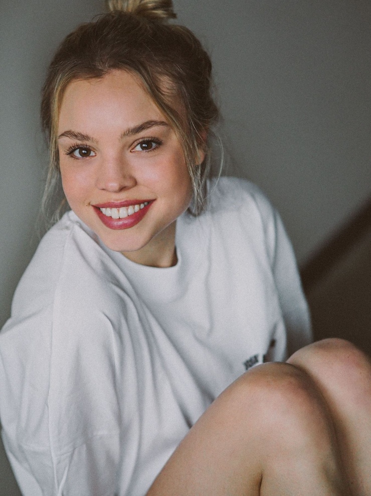 Lea Zoë Voss