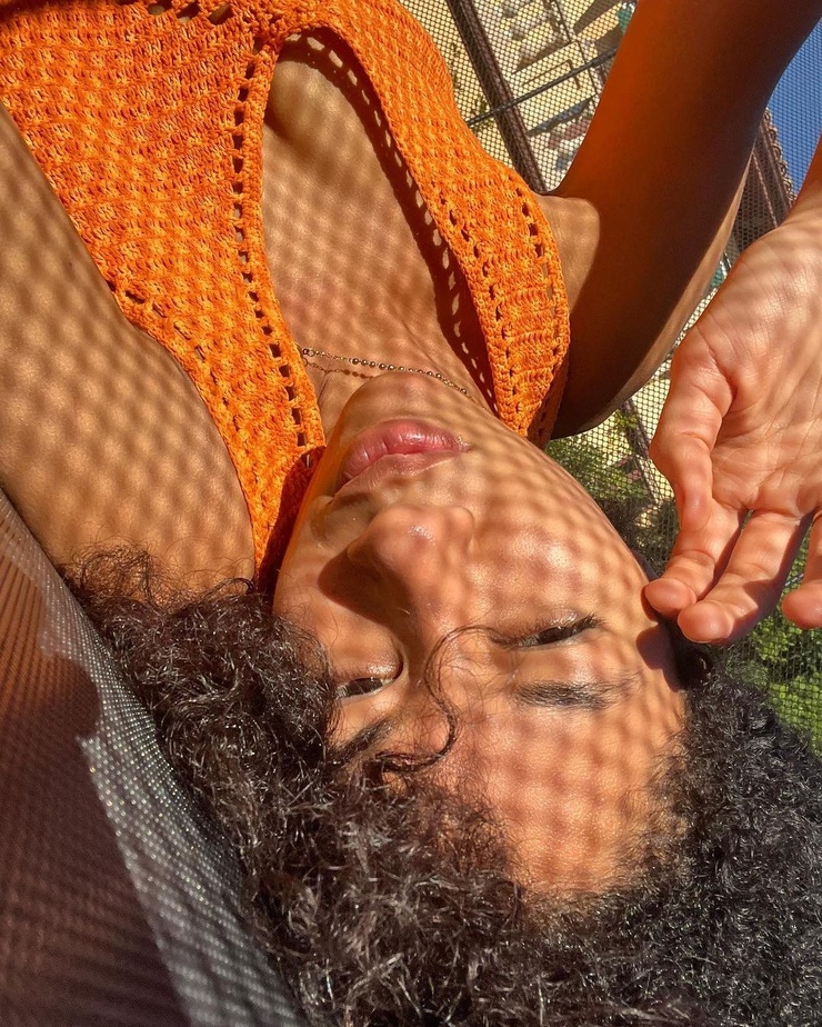 Aoki Lee Simmons