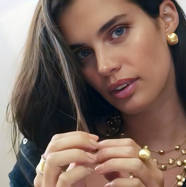Sara Sampaio