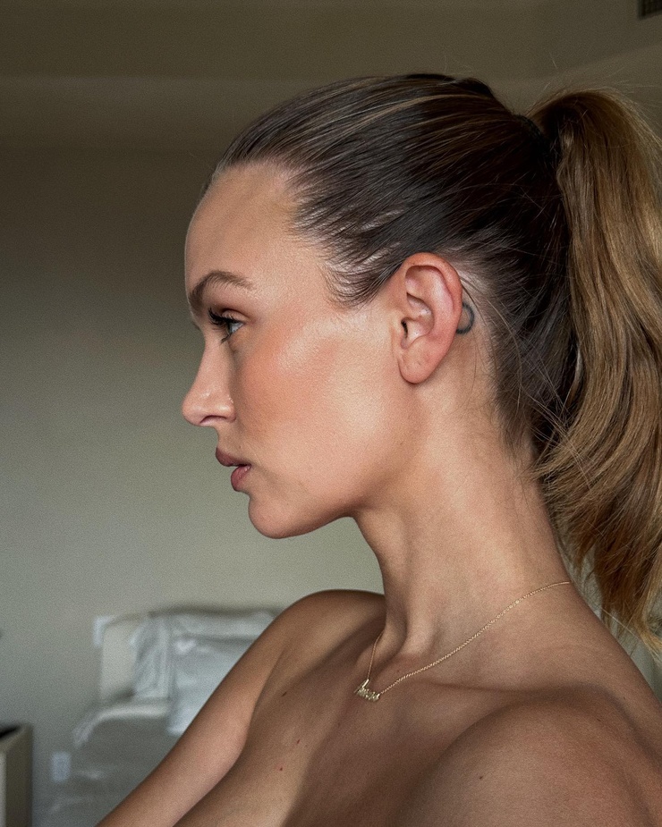 Josephine Skriver Josephine Skriver
