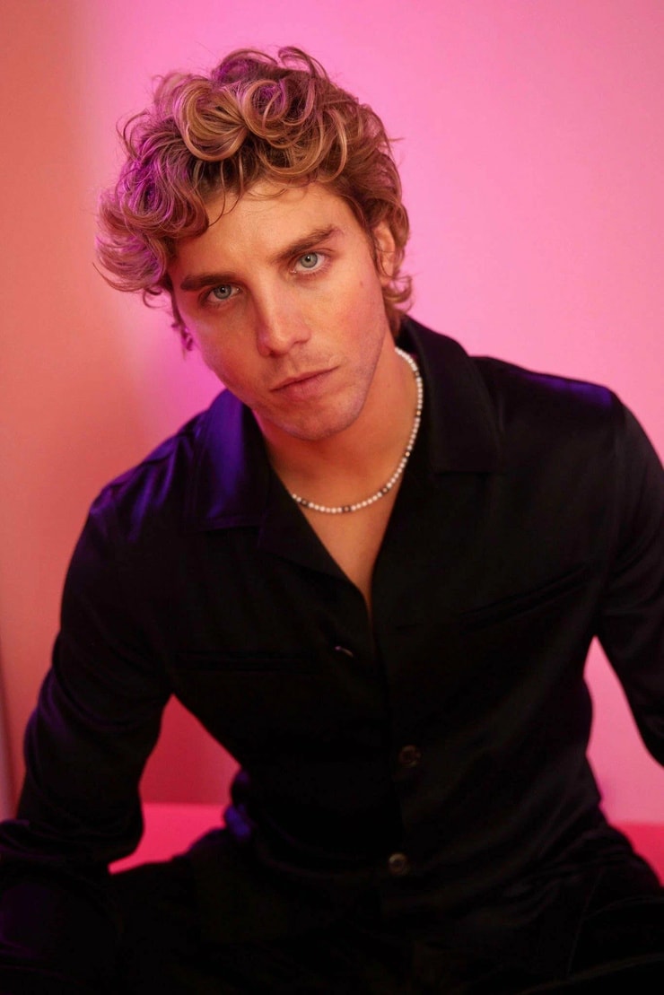 Lukas Gage