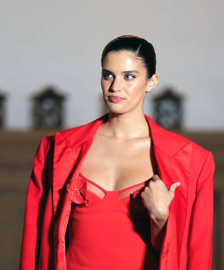 Sara Sampaio Sara Sampaio