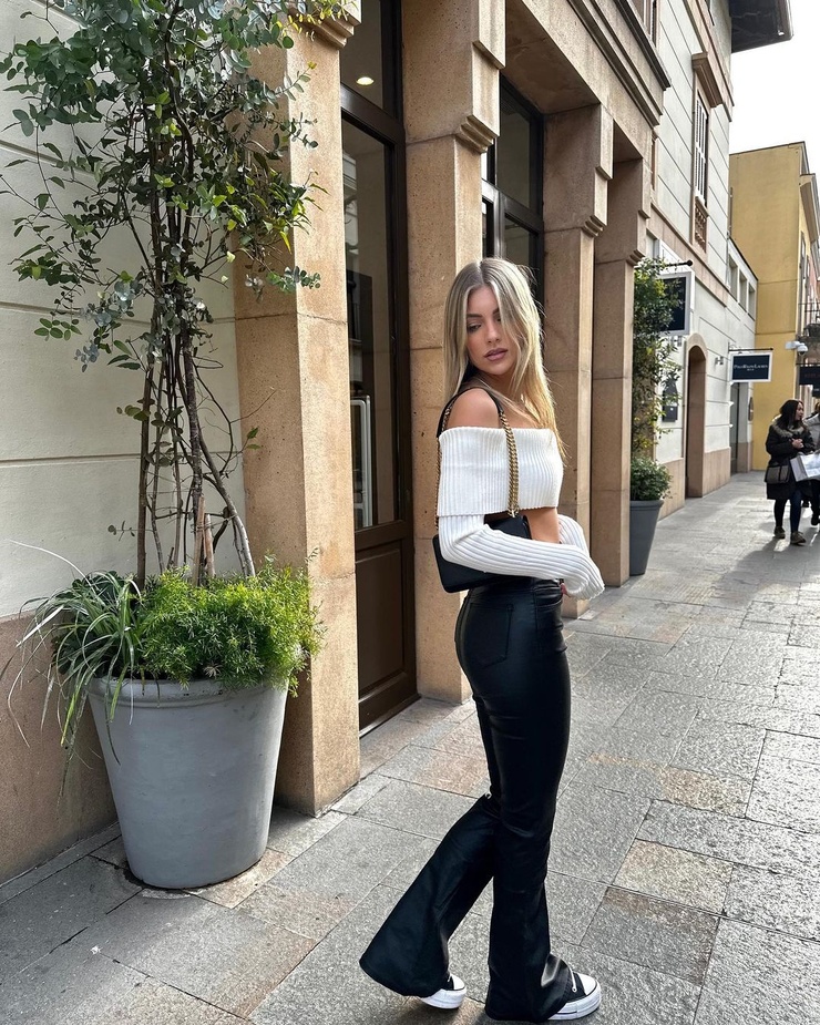 Lily Rowland