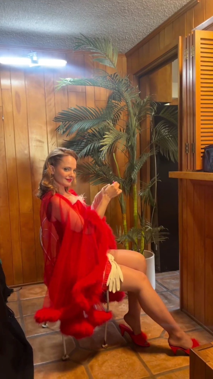 Mena Suvari Mena Suvari