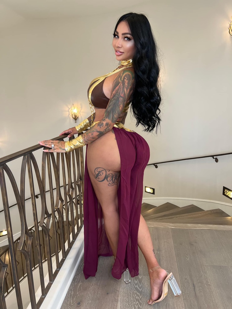 Brittanya Razavi