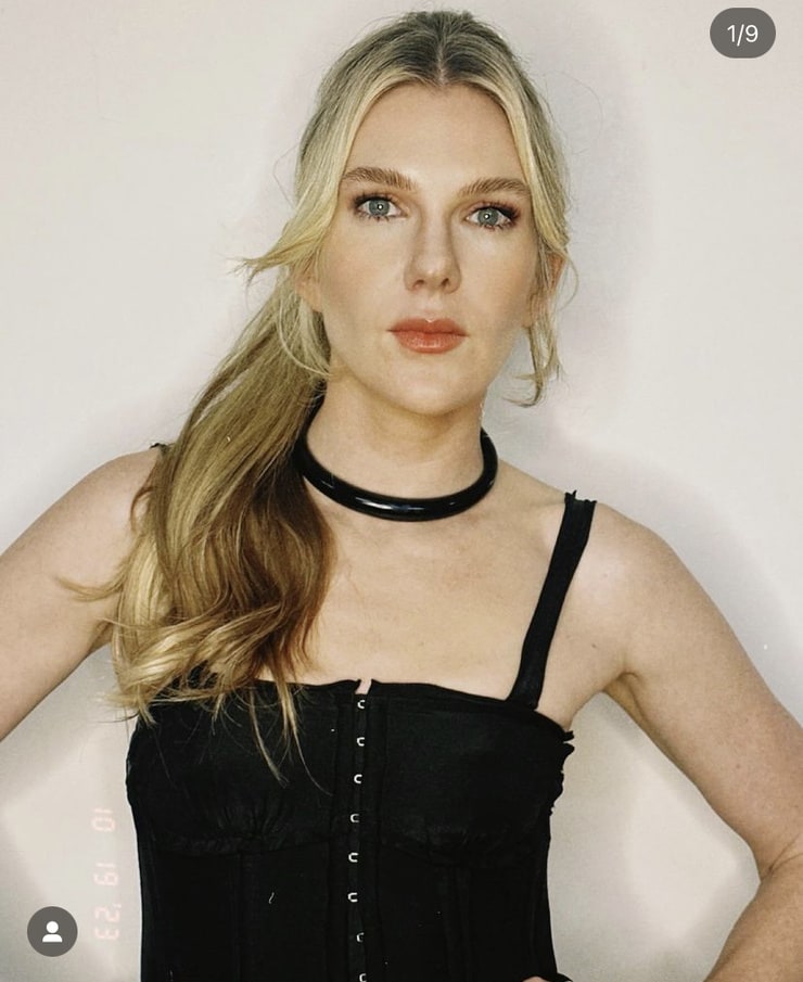 Lily Rabe