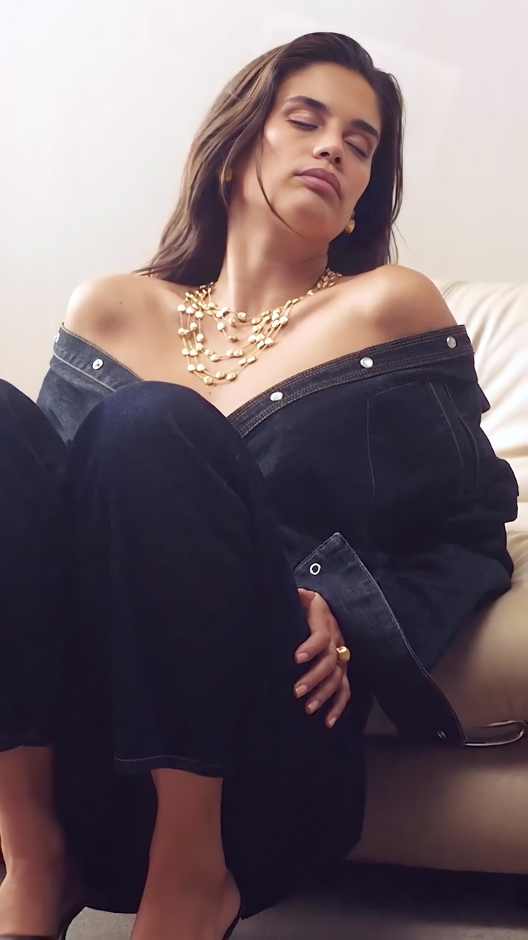 Sara Sampaio Sara Sampaio