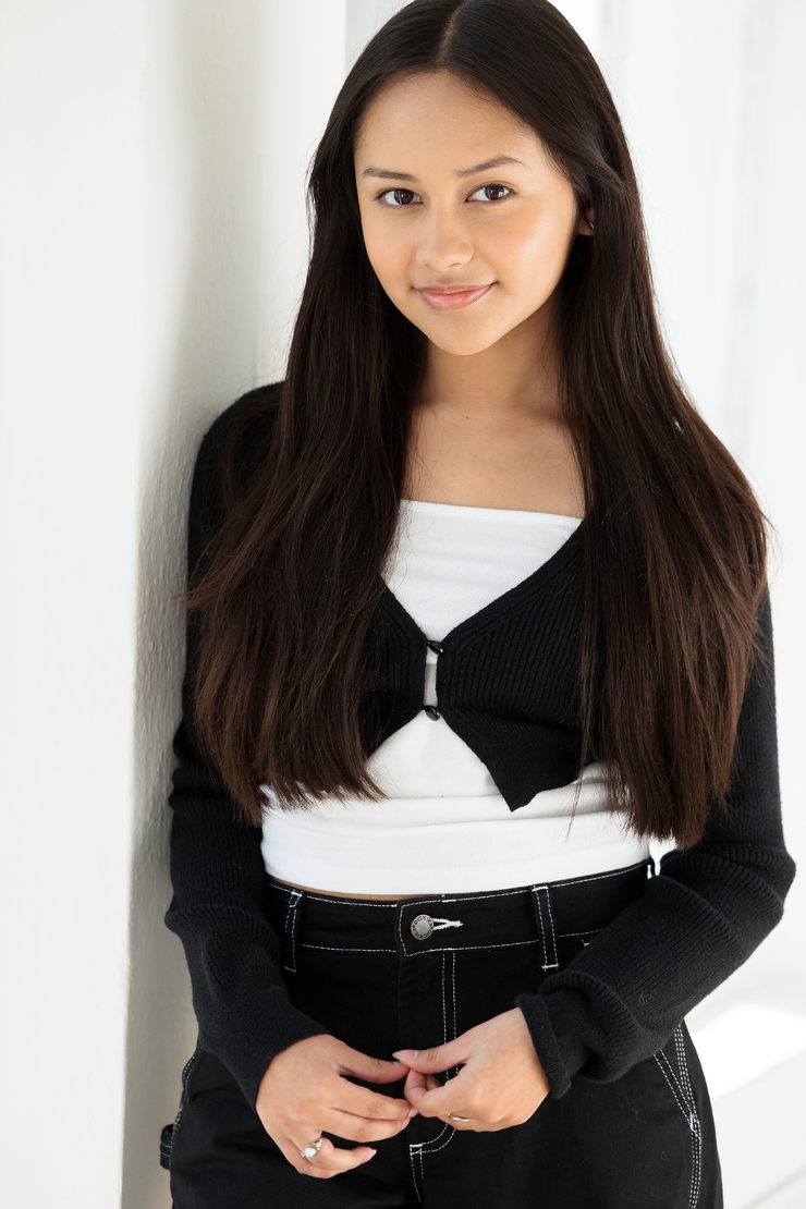 Isabella Leon