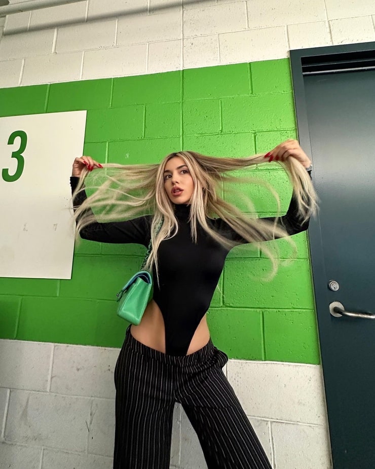 Ava Max