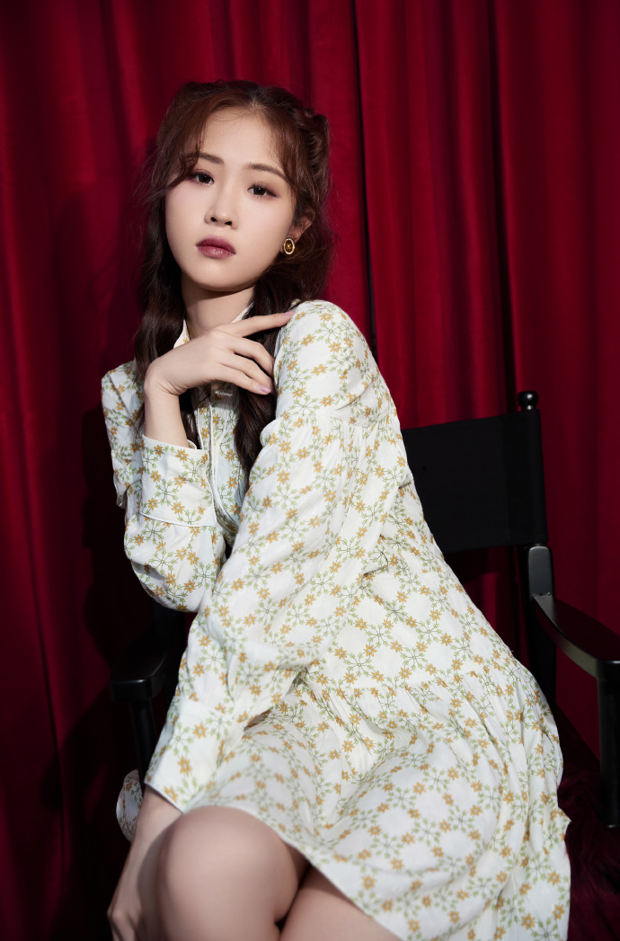 Ziyin Xu