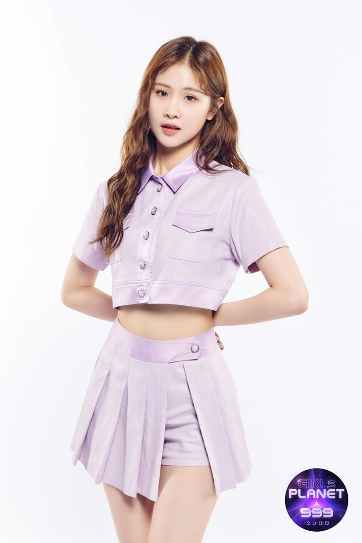 Ziyin Xu