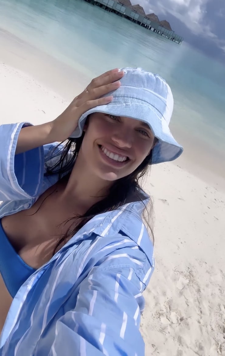 Sara Sampaio Sara Sampaio