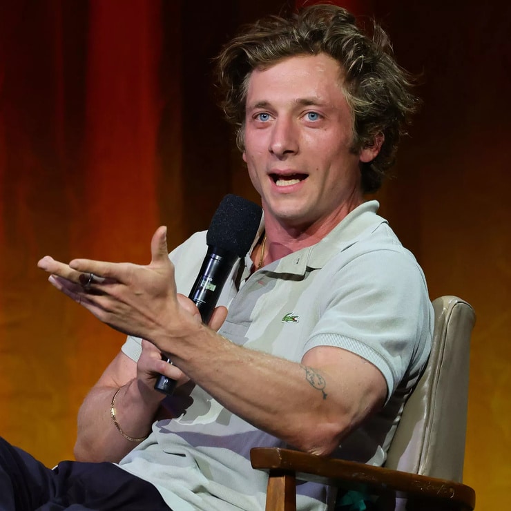 Jeremy Allen White picture