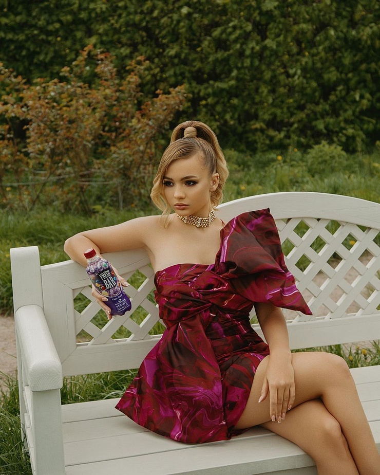 Valya Karnaval
