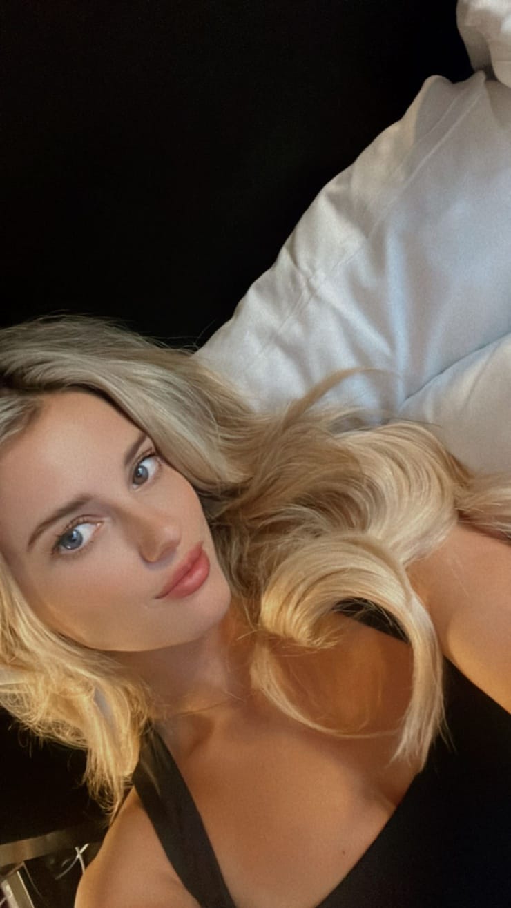 Lindsay Brewer Lindsay Brewer