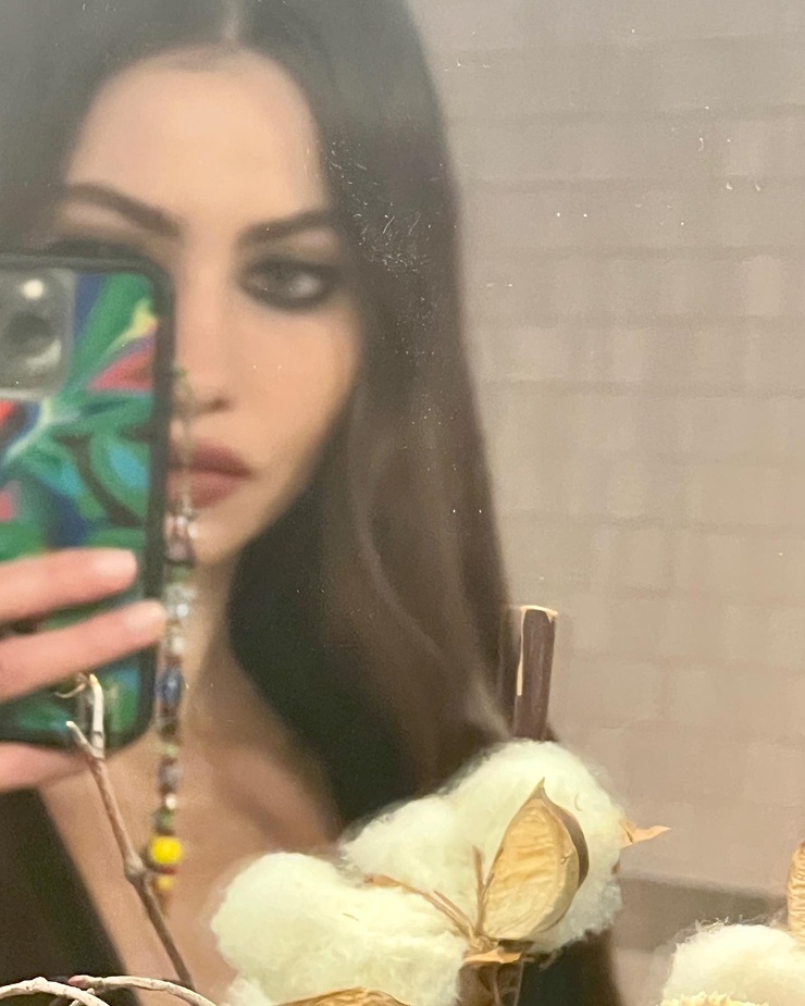 Yara Khmidan Yara Khmidan