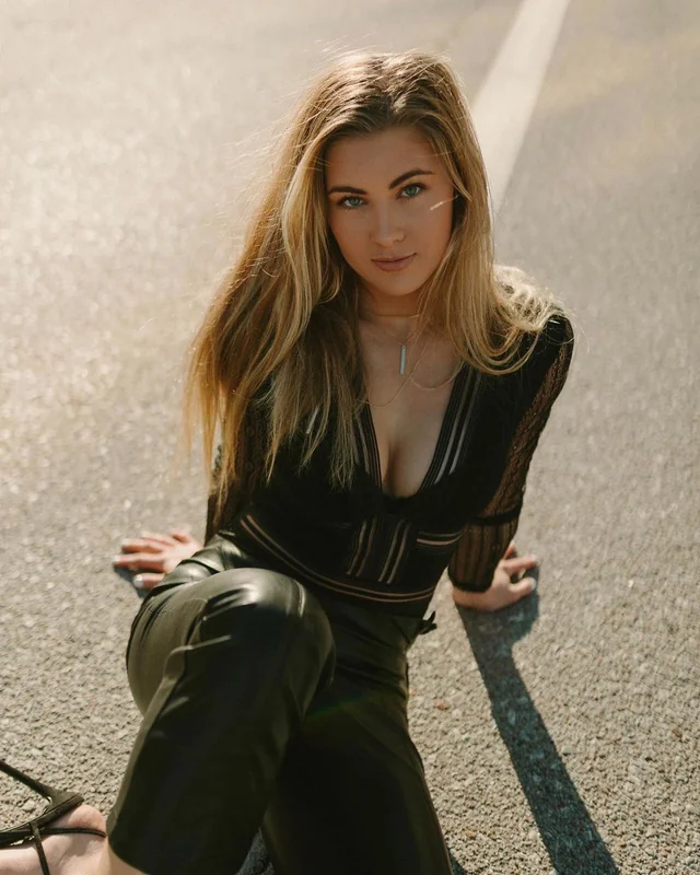Meghan Walker (II)