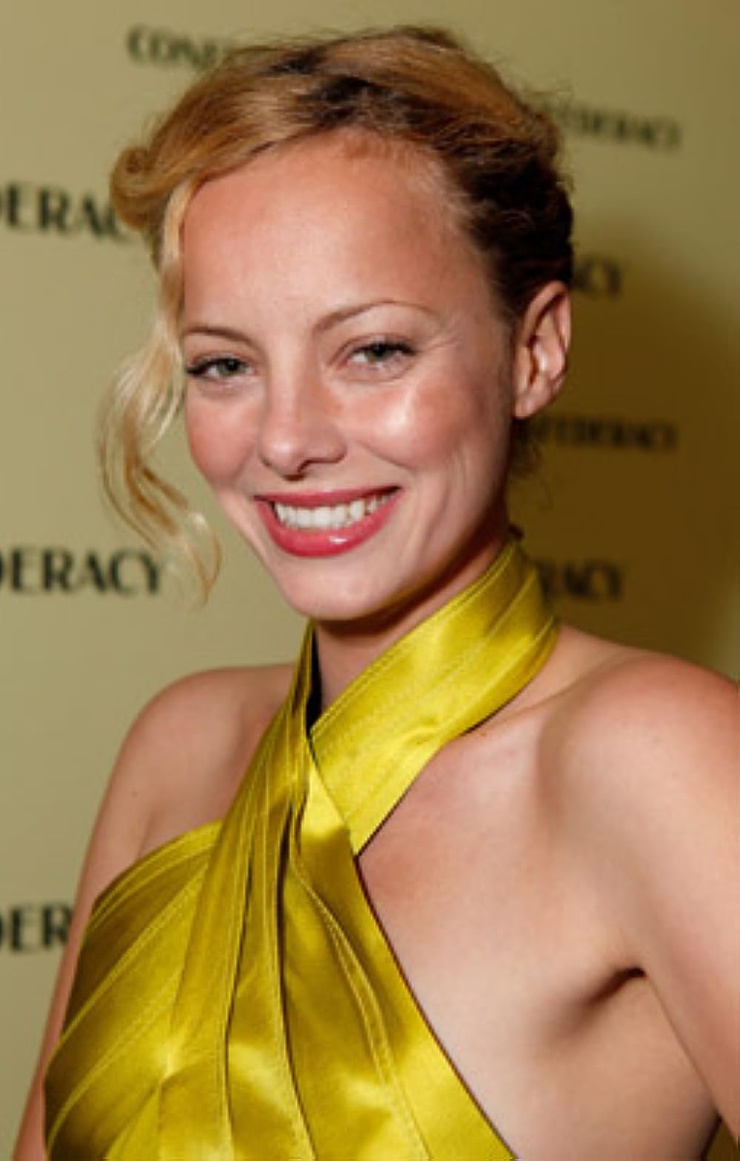 Bijou Phillips