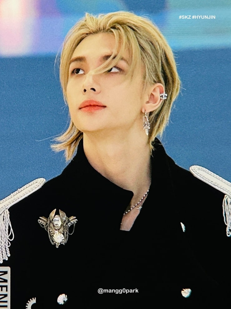 Hyun-Jin Hwang