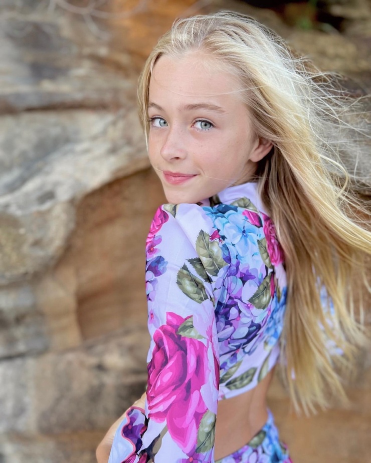 Image of Capri Tamzin