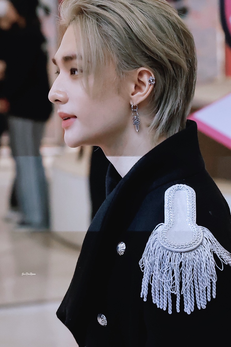 Hyun-Jin Hwang