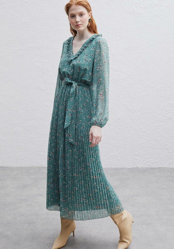 Lucia Pons