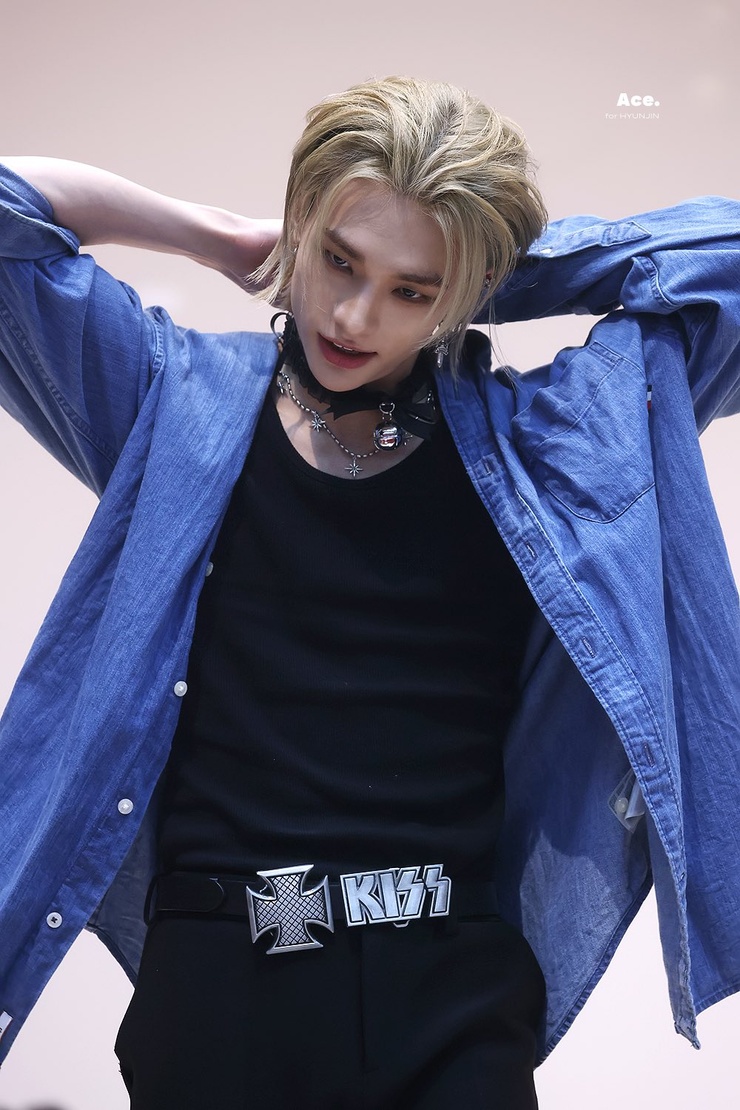 Hyun-Jin Hwang Hyun-Jin Hwang
