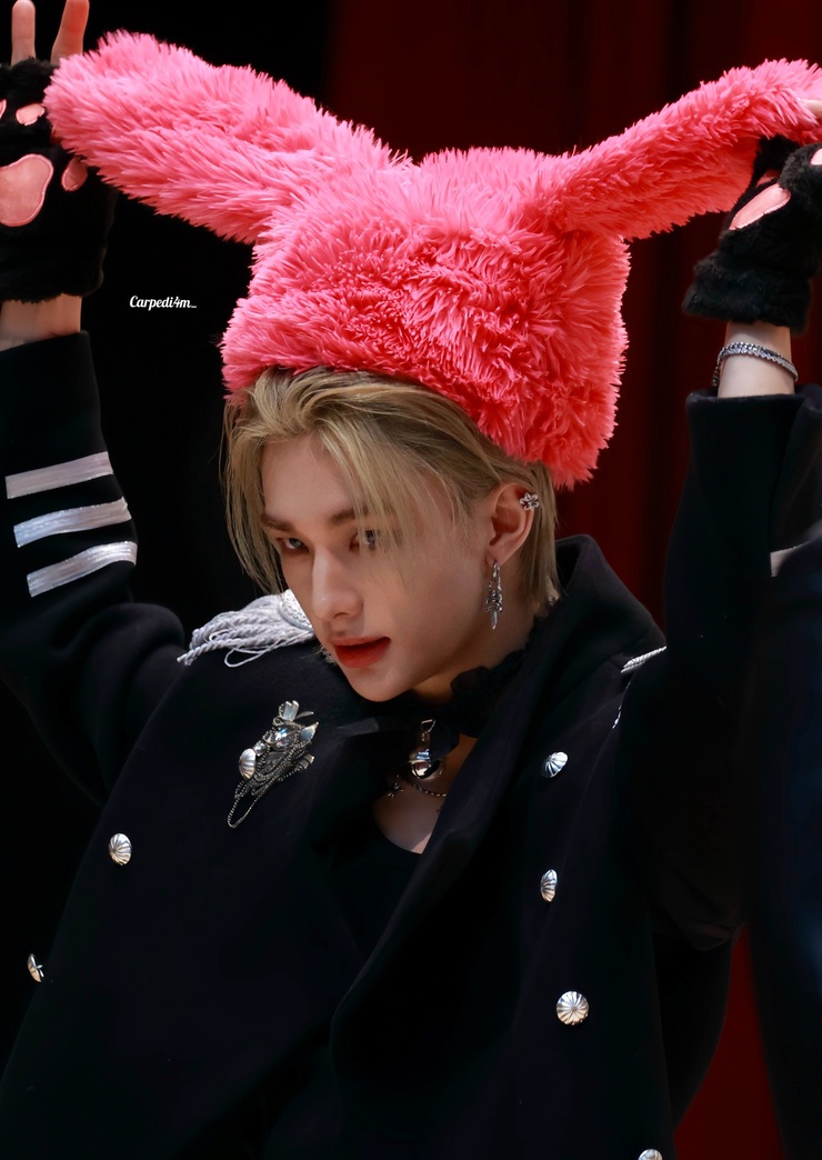 Hyun-Jin Hwang Hyun-Jin Hwang