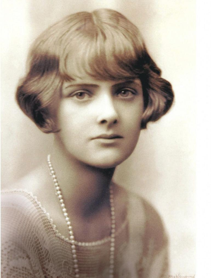 Daphne DuMaurier