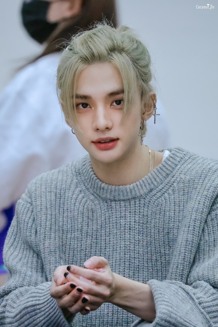Hyun-Jin Hwang