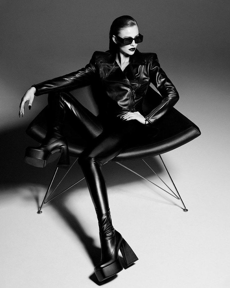 Cintia Dicker Cintia Dicker